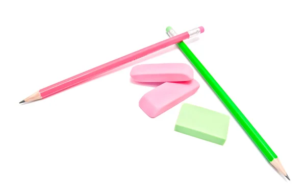 Erasers e lápis sobre branco — Fotografia de Stock