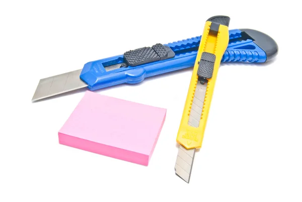 Sticky notes and office knifes — Stock Photo, Image