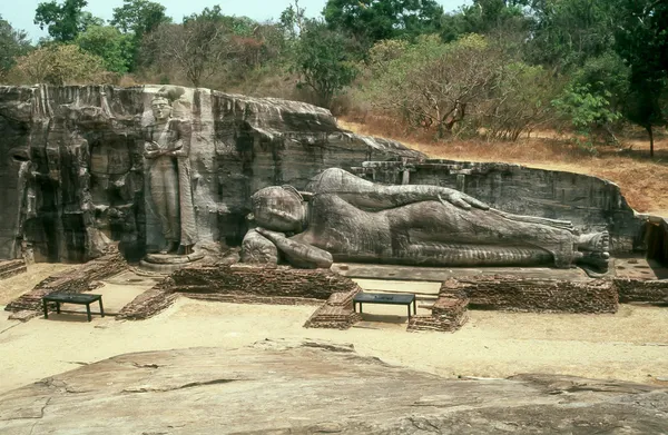 Гал Віхар, Polonnaruwa, Шрі-Ланка — стокове фото