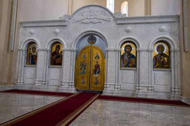 Tiflis, Gürcistan 'daki Büyük Ortodoks Kilisesi' nin İçi.