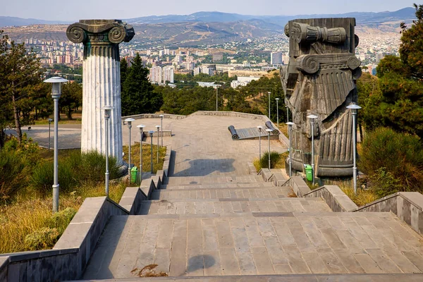 Tiflis Teki Gürcistan Tarihi Anıtı Gürcistan Tarihi Anıtı — Stok fotoğraf