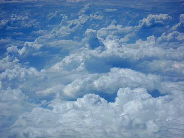 Många moln — Stockfoto
