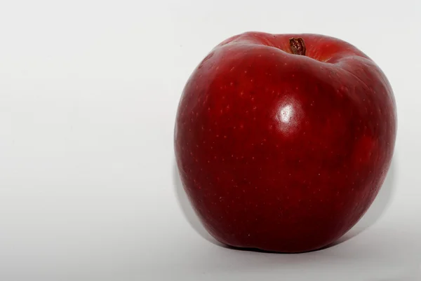 Kırmızı elma büyük görünüm — Stok fotoğraf