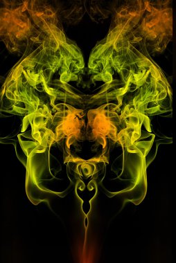 renkli yansıtılmış duman