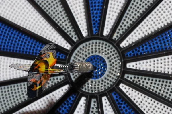 Bullseye with arrow — Stock Photo, Image