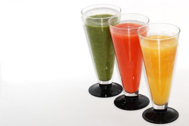 Üç renkli yüzlü çapraz olarak yukarıda