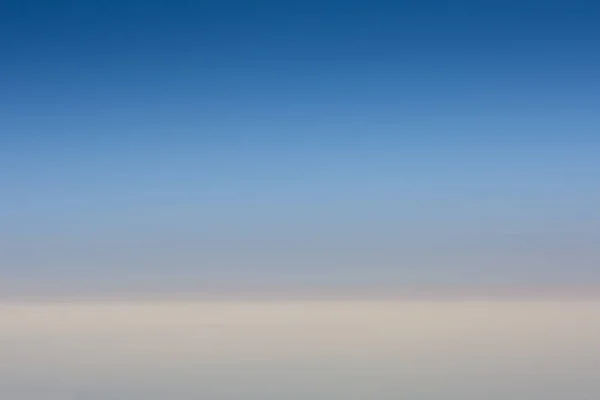 Ciel Bleu Profond Nuages Blancs Doux Pendant Vol Vacances — Photo