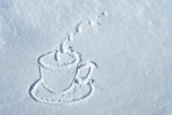 Cup getrokken in sneeuw — Stockfoto