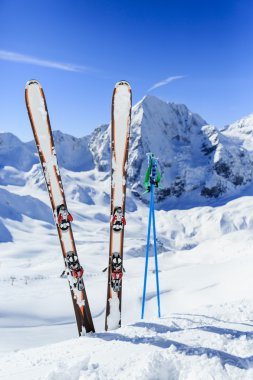 Kayak, kış sporları, kış dağlar - İtalyanca alps Kayak çalıştırın