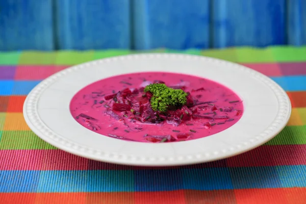 Chilled soup - traditional seasonal polish beetroot soup — Stock Photo, Image