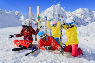 Skiing, winter, snow, skiers - family enjoying winter clipart