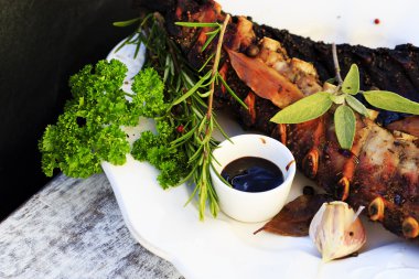 Barbekü - ızgara domuz pirzola