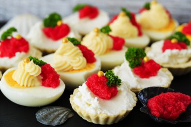 havyar - meze kırmızı havyar ile