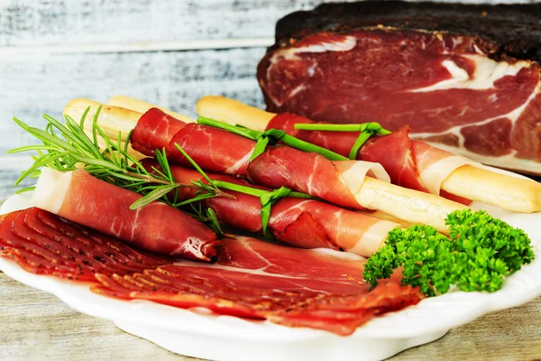 Prosciutto - Italian prosciutto di Parma — Stock Photo, Image