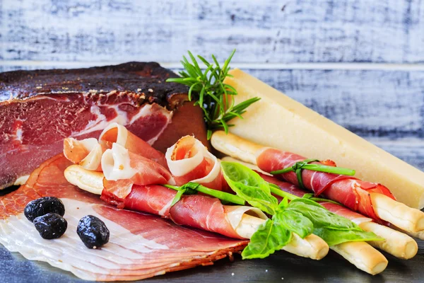 Pršut - italské prosciutto di parma — Stock fotografie