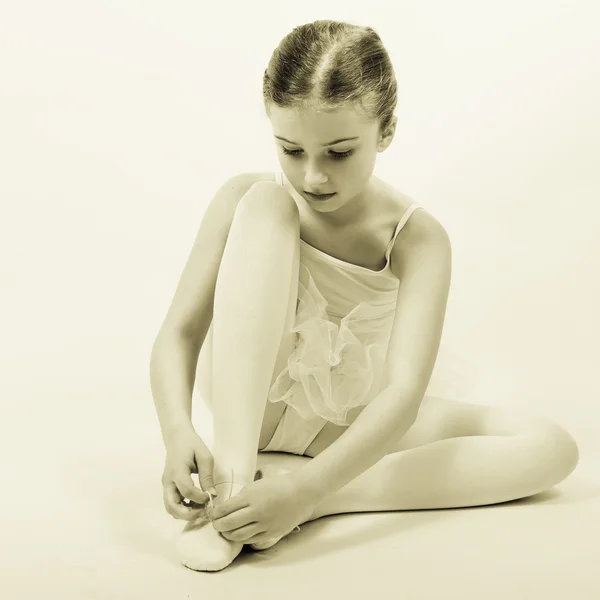 Ballet, ballerina - young and beautiful ballet dancer Royalty Free Stock Images