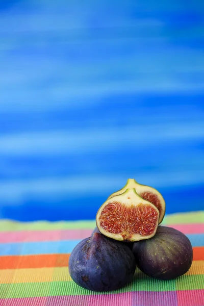 Frutas maduras de la higuera — Foto de Stock