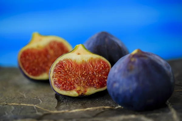 Frutas maduras de la higuera —  Fotos de Stock