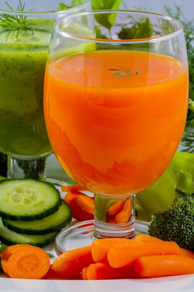 Healthy diet, fresh vegetable juices — Stock Photo, Image