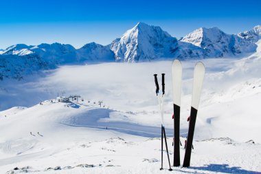 Kayak, Kayak, kış sezonu, dağlar ve Kayak Kayak Ekipmanları