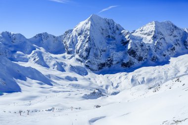 Kış dağlar, İtalyanca alps Kayak çalıştırın