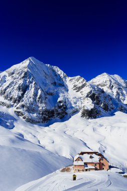 Kış dağlar, rifugio citta di milano (schaubachhutte)