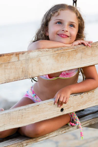 Alegria de verão - Menina encantadora em férias de verão — Fotografia de Stock
