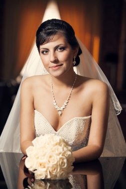 güzel gelin portresi