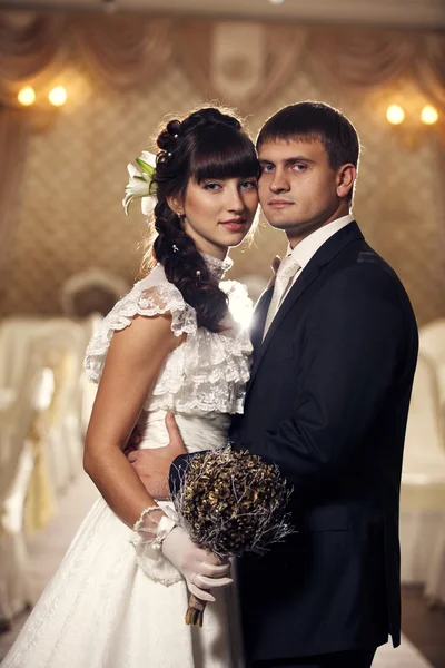 Bride and groom — Stock Photo, Image