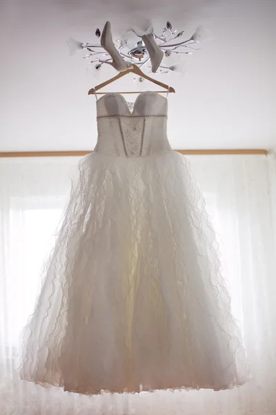 Vestido de noiva — Fotografia de Stock