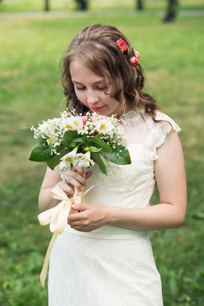 Eine schöne Braut — Stockfoto