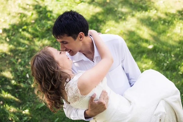 Novia y novio — Foto de Stock