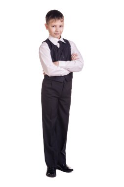 okul üniforması giyen çocuk