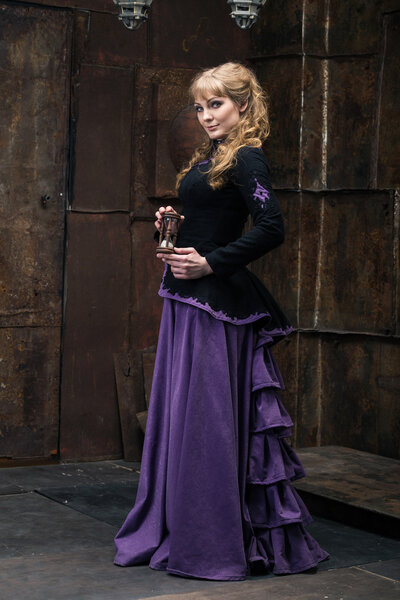 Элегантная женщина
