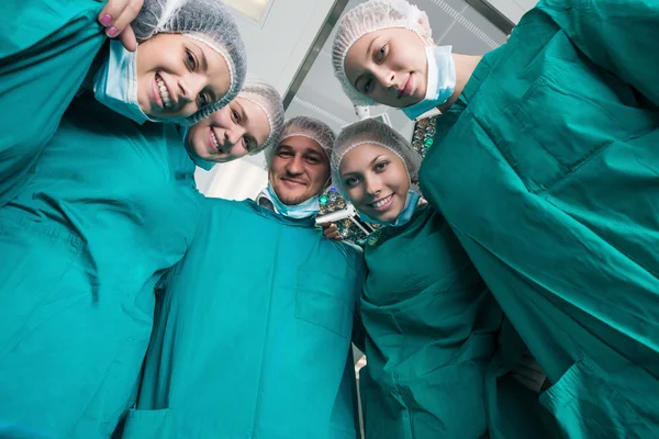 Equipe de cirurgião — Fotografia de Stock