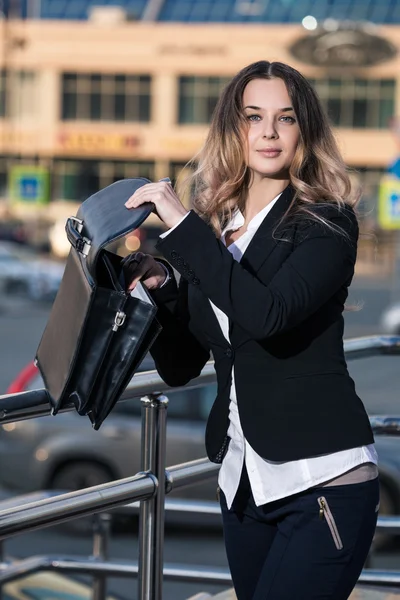 Joven mujer de negocios —  Fotos de Stock