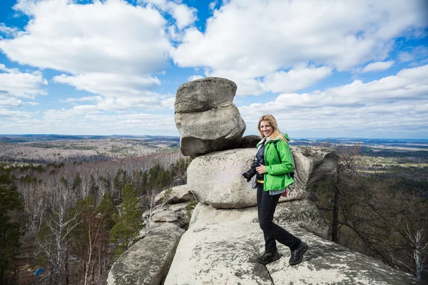 Donna arrampicatrice — Foto Stock