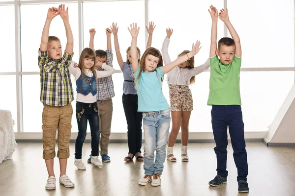 Niños felices —  Fotos de Stock