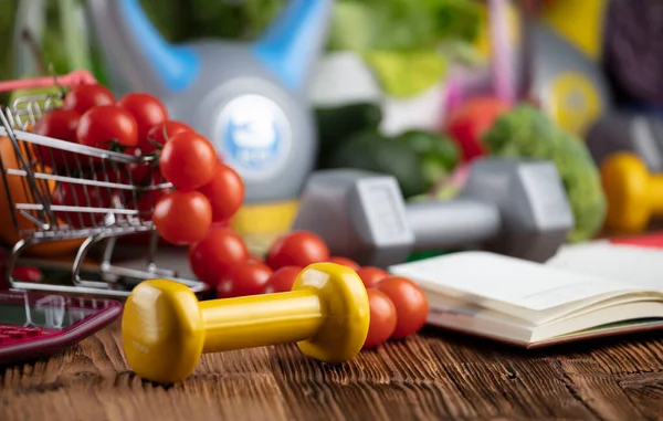 Fitness Konzept Gesunde Ernährung Obst Und Gemüse Fitnessgeräte Wiegegerät Und — Stockfoto