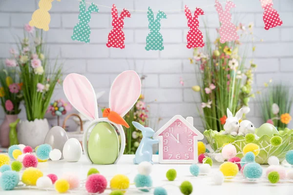 Tiempo Pascua Decoraciones Pascua Sobre Fondo Blanco Conejo Pascua Huevos — Foto de Stock