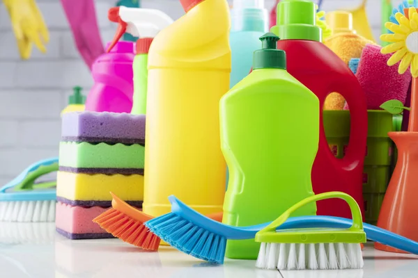 Spring House Cleaning Colorful Cleaning Kit White Wall Background — Foto Stock