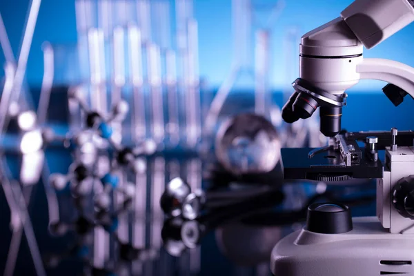 Investigações Laboratoriais Relativas Testes Medicamentos Contra Covid Microscópio Shethoscope Tubos — Fotografia de Stock