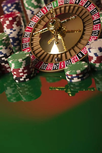 Casino Gambling Games Theme Roulette Wheel Dice Poker Chips Casino — Zdjęcie stockowe
