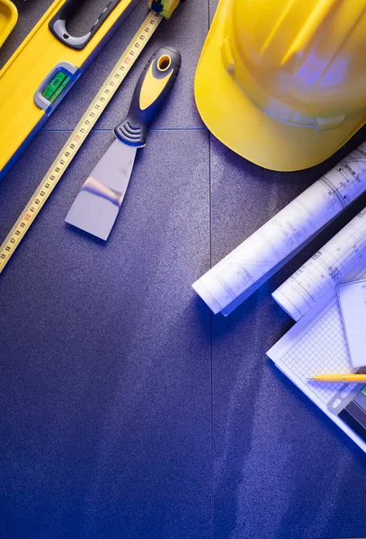 Contractor Theme Plans Notebook Tool Kit Contractor Yellow Hardhat Libella — Zdjęcie stockowe