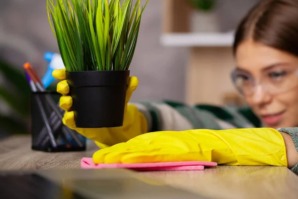 Hand Woman Wiping Work Desk Yellow Gloves — Stock Photo, Image
