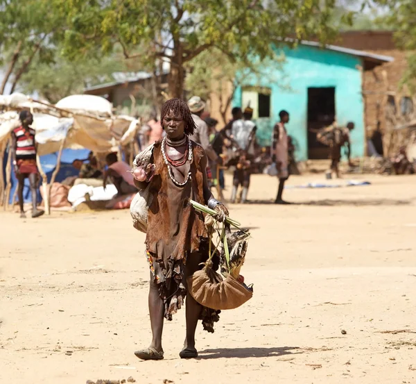 Afrikansk kvinna — Stockfoto