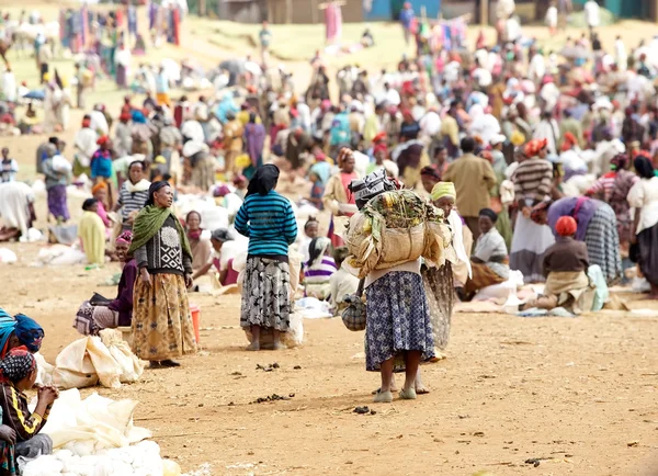 Africano en el mercado — Foto de Stock