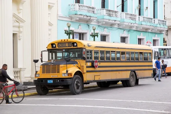 Skolbuss — Stockfoto