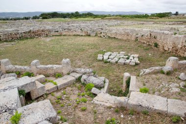 Egnazia, Egnazia Apulia 'nın Latin Katolik unvanı taşıyan bir ortaçağ piskoposluğu olması nedeniyle Messapii' nin antik bir şehriydi. Güney İtalya 'da, Apulia' nın güney kesiminde, Salento 'da, modern Fasano yakınlarında yer alır. İlk set.