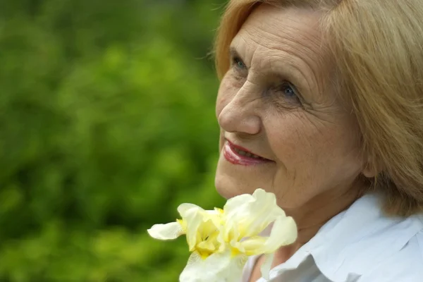 美しい素敵な高齢者の女性 — ストック写真